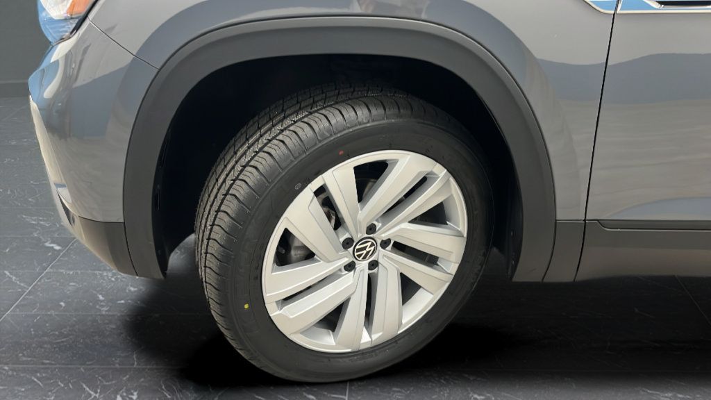 Used 2023 Volkswagen Atlas Cross Sport SE w/ Panoramic Sunroof Package AWD/4WD image 35