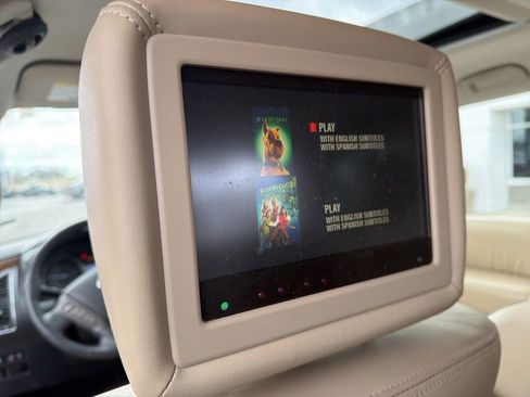 Used 2020 Nissan Armada Platinum w/ Captain's Chairs Package image 15