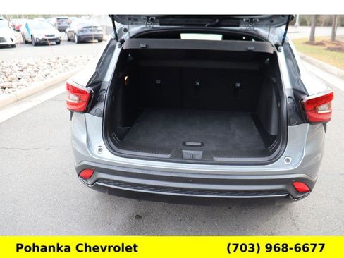 Certified 2025 Chevrolet Trax RS w/ Driver Confidence Package image 27