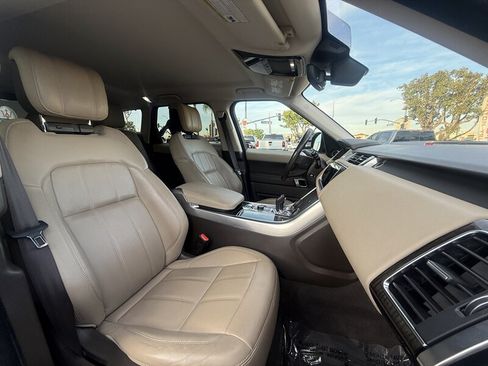 Used 2019 Land Rover Range Rover Sport SE AWD/4WD image 43