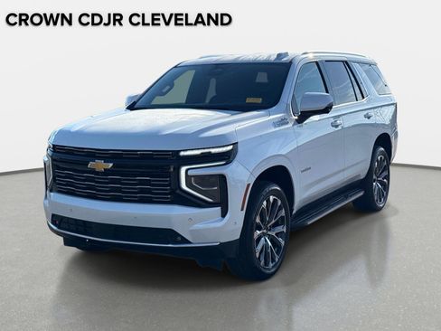 Used 2025 Chevrolet Tahoe High Country RWD image 9