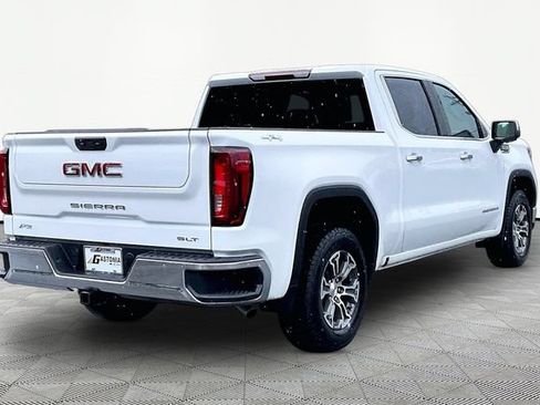 Used 2025 GMC Sierra 1500 SLT AWD/4WD image 5