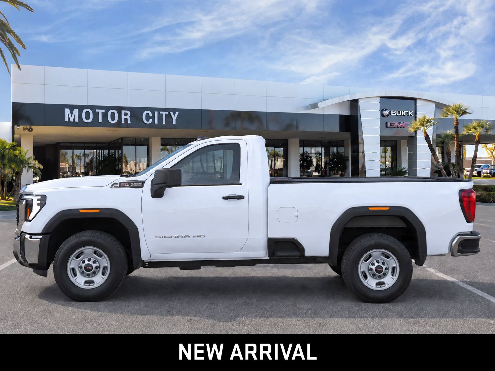 Used 2024 GMC Sierra 2500 Pro w/ Convenience Package RWD image 6