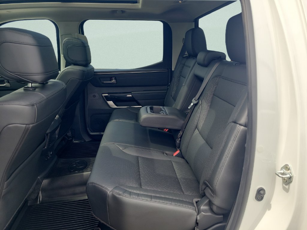 Used 2024 Toyota Tundra Limited AWD/4WD image 10