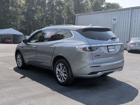 Used 2023 Buick Enclave Avenir w/ Avenir Technology Package AWD/4WD image 4