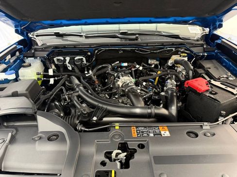 New 2025 Ford Ranger Lariat w/ FX4 Off-Road Package image 9