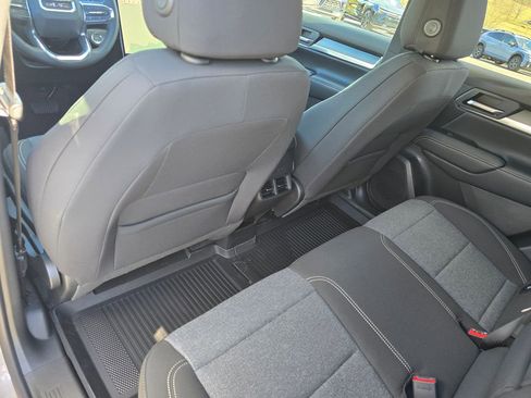 New 2026 GMC Terrain Elevation image 21