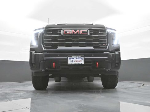 Used 2024 GMC Sierra 2500 AT4 w/ AT4 Premium Plus Package AWD/4WD image 37