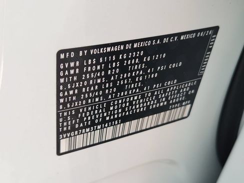 New 2026 Volkswagen Tiguan SE R-Line AWD/4WD image 10
