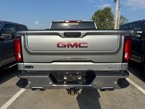 Used 2025 GMC Sierra 1500 SLT w/ SLT Premium Plus Package AWD/4WD image 8