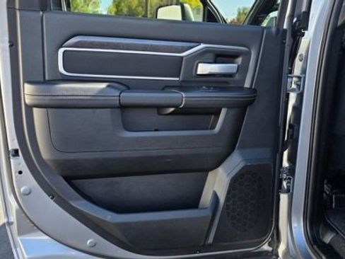 Used 2024 RAM 2500 Big Horn image 10