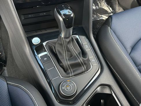 New 2026 Volkswagen Taos SEL AWD/4WD image 28