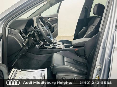 Certified 2025 Audi Q5 e Premium Plus w/ Premium Plus Package AWD/4WD image 11