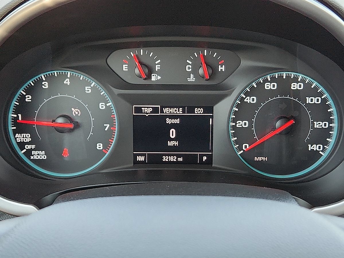 Used 2025 Chevrolet Malibu LT FWD image 11