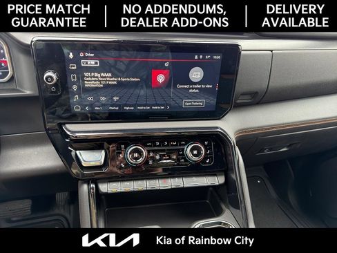 Used 2023 GMC Sierra 1500 AT4 w/ AT4 Premium Package image 24