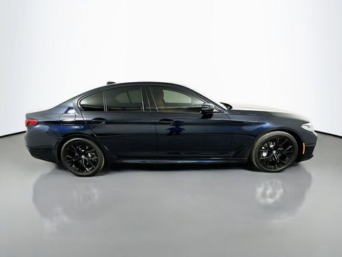Used 2023 BMW 530i w/ M Sport Package image 4