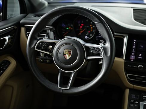 Certified 2021 Porsche Macan image 29