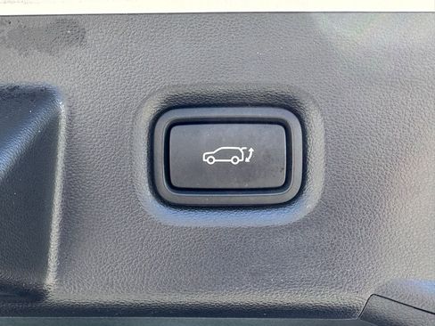 Used 2024 Hyundai Ioniq 5 Limited image 16