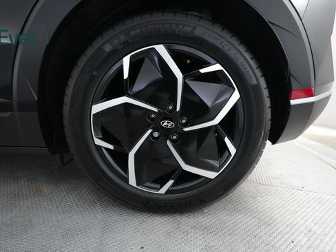 Used 2024 Hyundai Ioniq 5 SEL RWD image 9