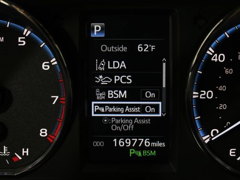 Used 2016 Toyota RAV4 XLE w/ Convenience Package AWD/4WD image 30