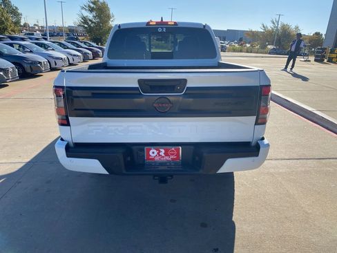 New 2026 Nissan Frontier PRO-4X w/ Pro-4x Convenience Package AWD/4WD image 4