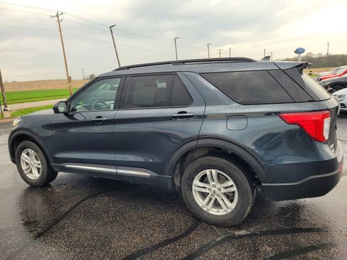 Certified 2024 Ford Explorer XLT w/ Equipment Group 202A AWD/4WD image 10