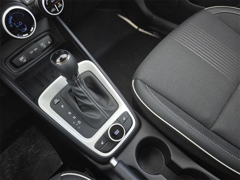 New 2026 Hyundai Venue SEL image 23