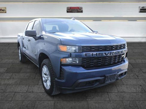 Used 2022 Chevrolet Silverado 1500 Custom w/ Safety Confidence Package image 1