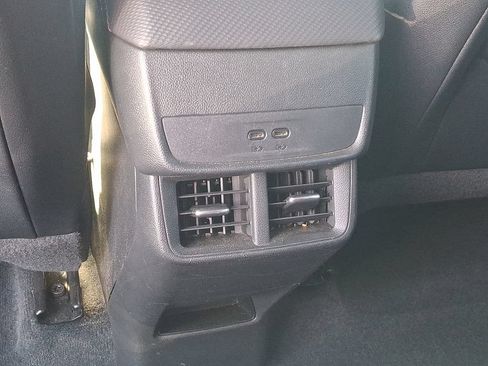 Certified 2025 Chevrolet Equinox LT w/ Convenience Package II AWD/4WD image 11