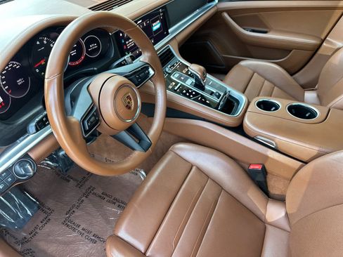 Used 2023 Porsche Panamera Platinum Edition RWD image 4
