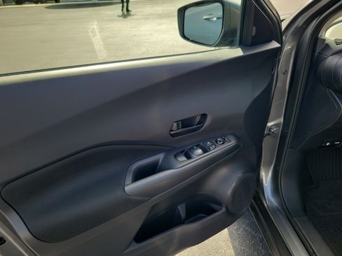 Used 2024 Nissan Kicks S FWD image 16