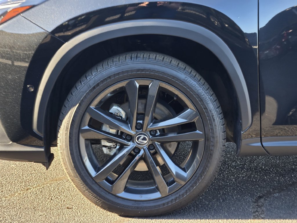 Certified 2025 Lexus NX 450h+ AWD w/ Towing Package (2000 Lbs) image 13
