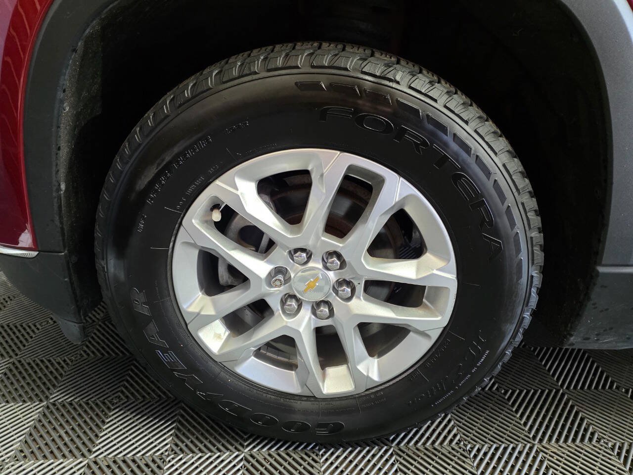 Used 2019 Chevrolet Traverse LT FWD image 33