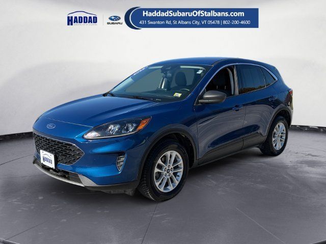 Used 2022 Ford Escape SE w/ Cold Weather Package AWD/4WD image 1