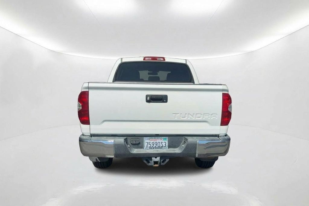 Used 2015 Toyota Tundra SR5 RWD image 7