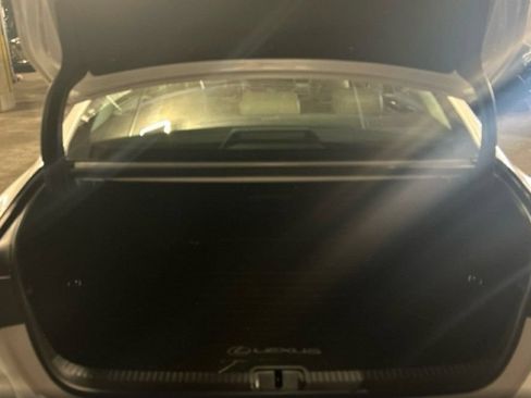 Used 2020 Lexus ES 350 w/ Premium Package FWD image 16