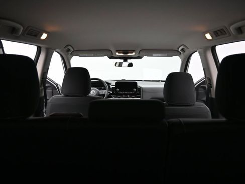 Used 2024 Nissan Pathfinder SV AWD/4WD image 33