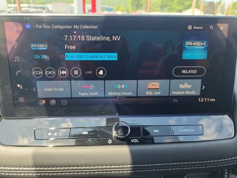 New 2026 Nissan Rogue Platinum AWD/4WD image 18