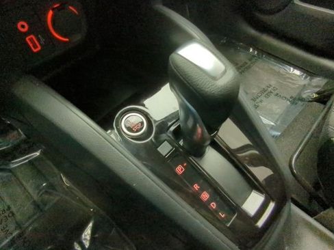 Used 2022 Nissan Kicks S image 19