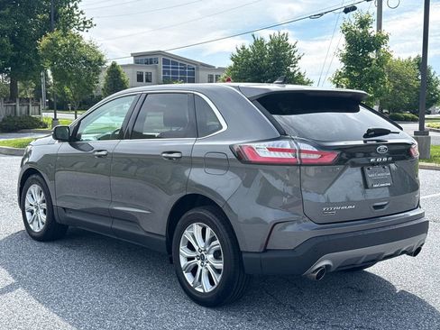 Used 2022 Ford Edge Titanium w/ Equipment Group 301A AWD/4WD image 5