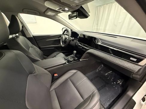 Certified 2025 Toyota Camry XLE AWD/4WD image 9
