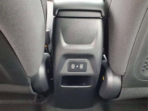 New 2026 Hyundai Venue SEL FWD image 13