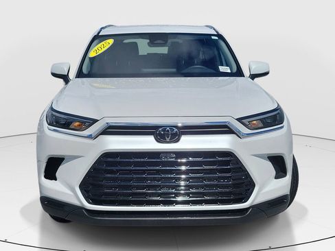 Certified 2025 Toyota Grand Highlander FWD image 2