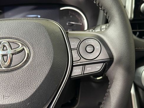 Certified 2025 Toyota RAV4 XLE AWD/4WD image 26