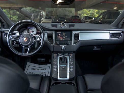 Certified 2018 Porsche Macan GTS AWD/4WD image 43