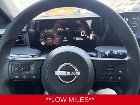 Used 2025 Nissan Kicks S AWD/4WD image 11