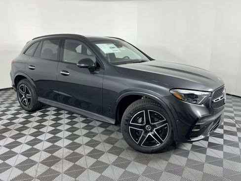 New 2026 Mercedes-Benz GLC 300 4MATIC image 2