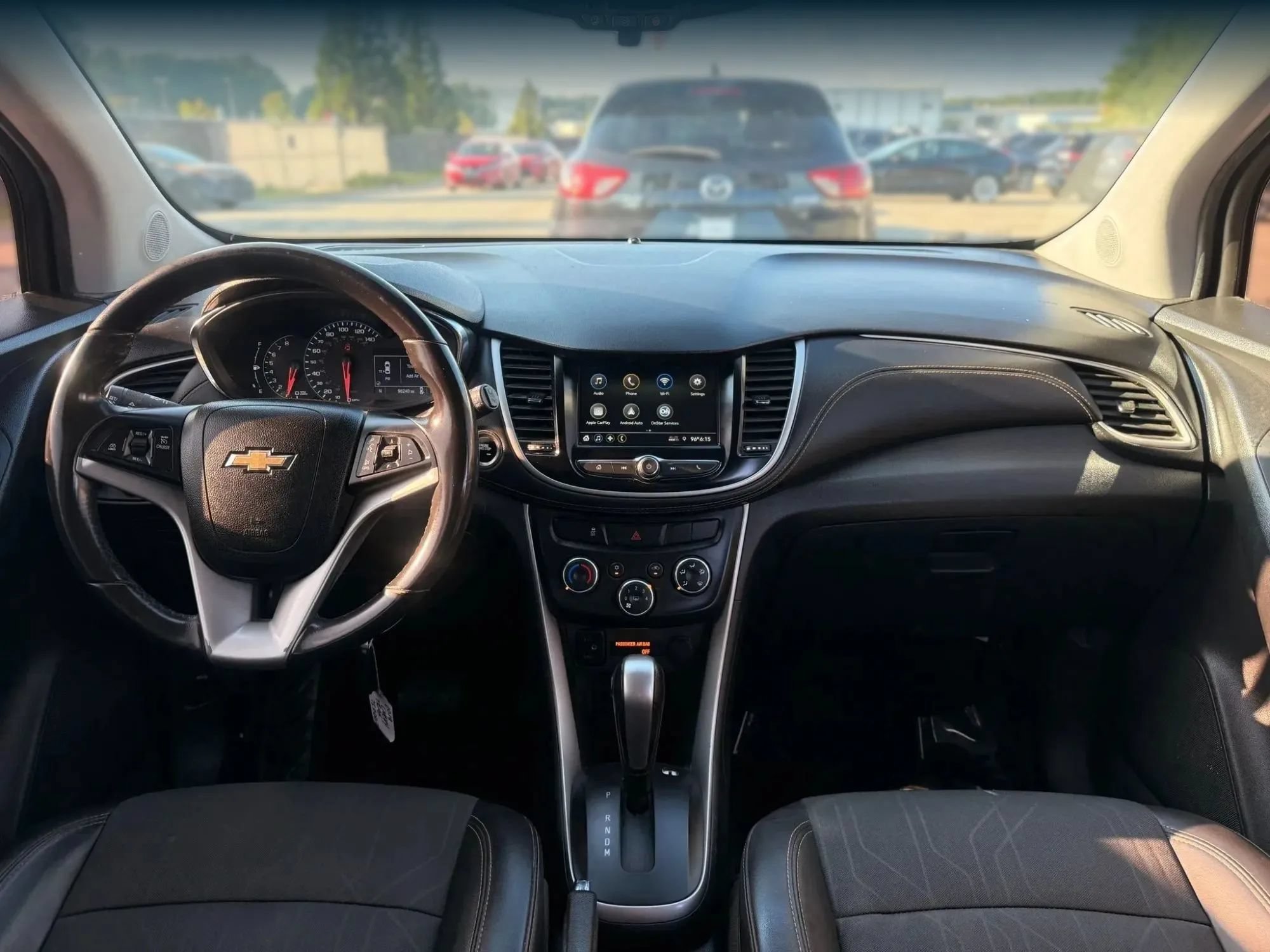 Used 2019 Chevrolet Trax LT w/ LT Convenience Package AWD/4WD image 3