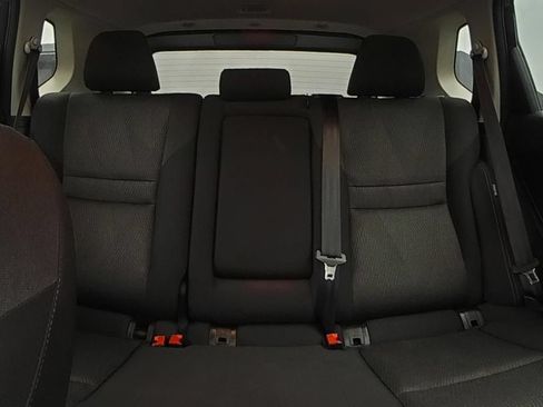 Used 2025 Nissan Rogue SV FWD image 10
