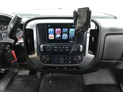 Used 2018 GMC Sierra 2500 SLE image 34